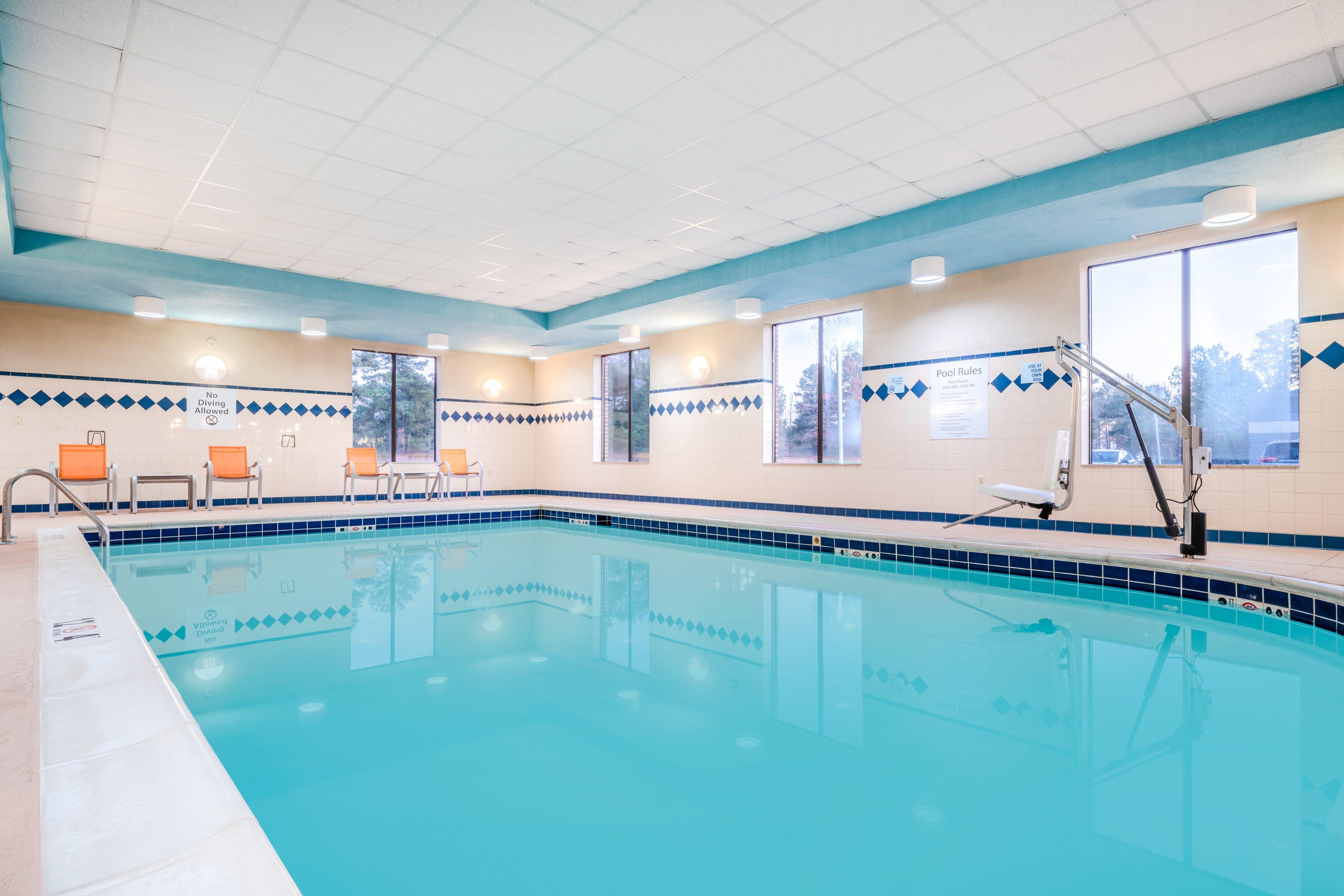 Holiday Inn Express Hotel & Suites Tappahannock By Ihg Exteriör bild