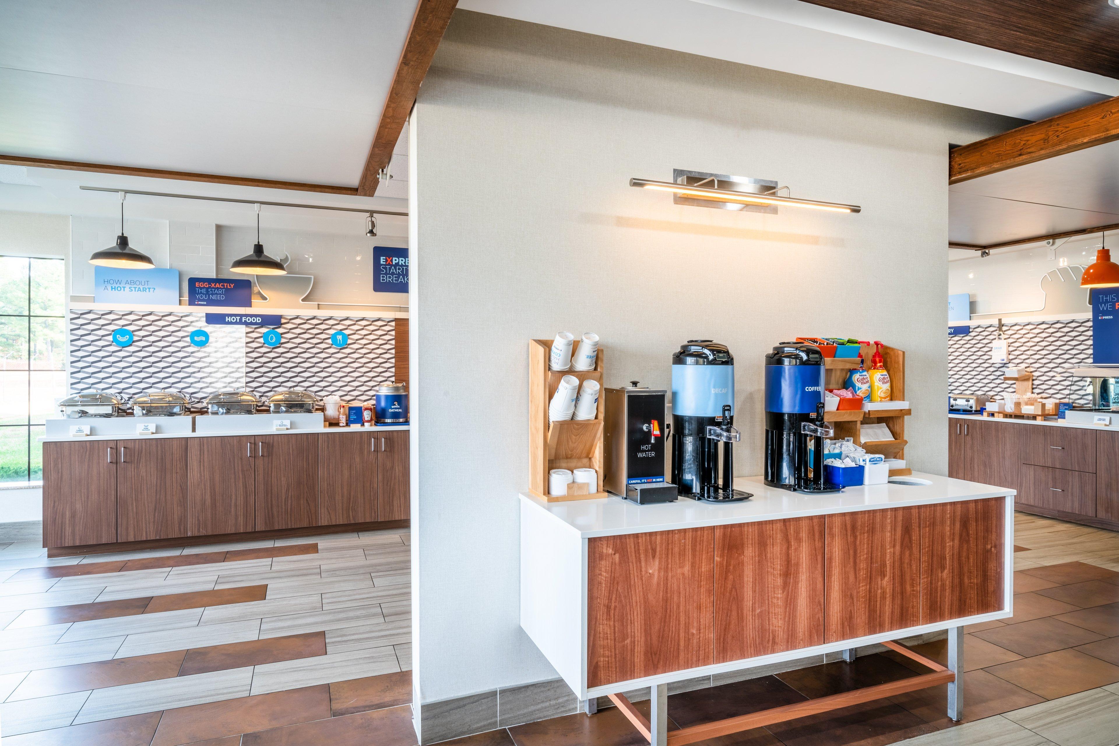 Holiday Inn Express Hotel & Suites Tappahannock By Ihg Exteriör bild